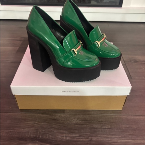 SOLD - Picture 2 of 3